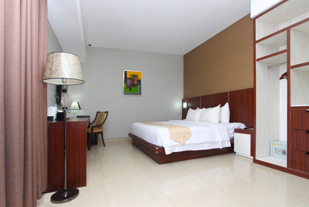 Grand Hatika Hotel Tanjung Pandan Ngoại thất bức ảnh