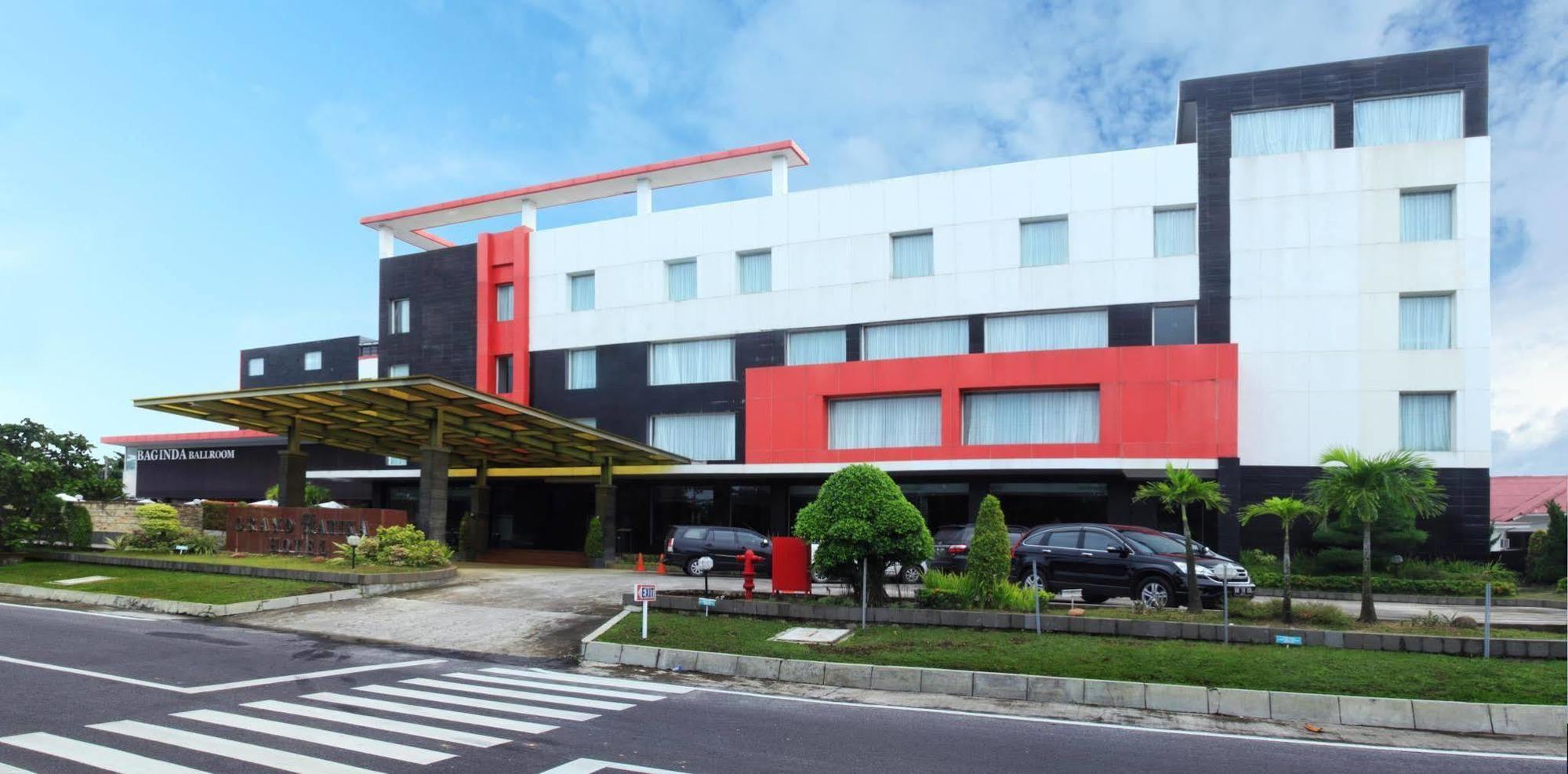 Grand Hatika Hotel Tanjung Pandan Ngoại thất bức ảnh