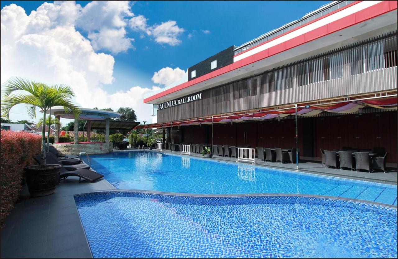 Grand Hatika Hotel Tanjung Pandan Ngoại thất bức ảnh
